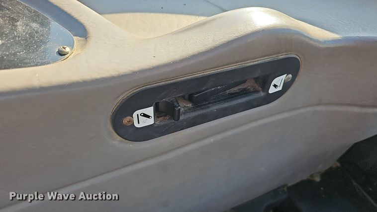 image for item OG9472 2010 Case IH Farmall 95  tractor