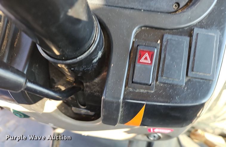 image for item OG9472 2010 Case IH Farmall 95  tractor