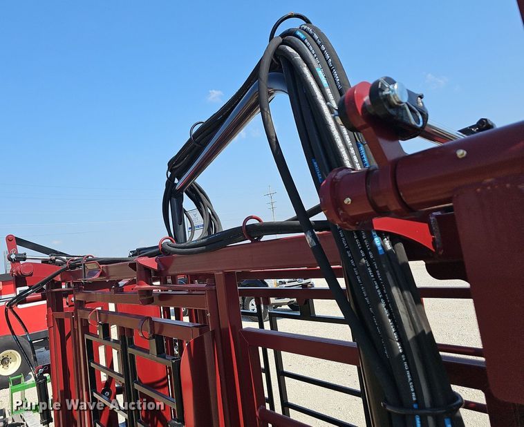 image for item OG9484 StockPro H2200  squeeze chute with ally livestock chute