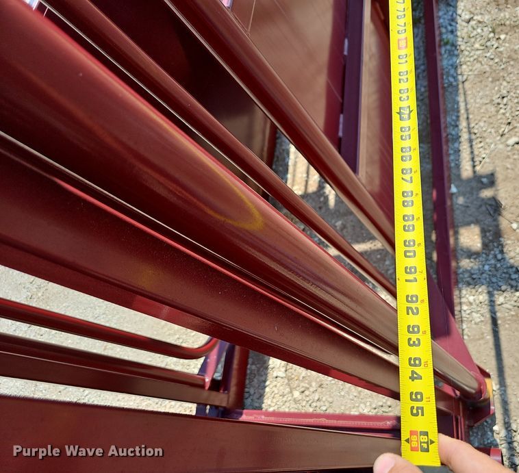 image for item OG9484 StockPro H2200  squeeze chute with ally livestock chute