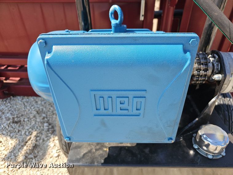 image for item OG9484 StockPro H2200  squeeze chute with ally livestock chute