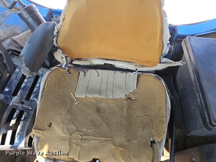 image for item OG9485 1988 Ford 7810  MFWD tractor