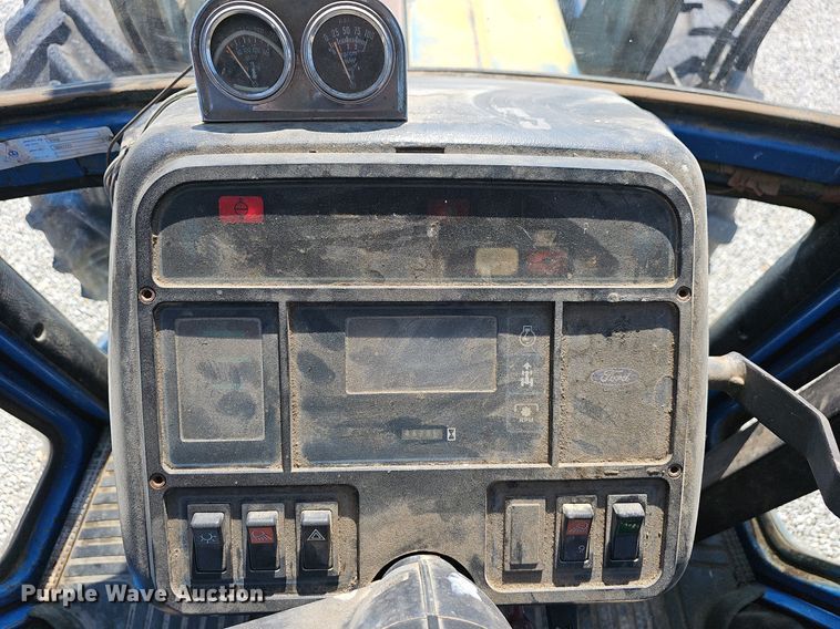 image for item OG9485 1988 Ford 7810  MFWD tractor