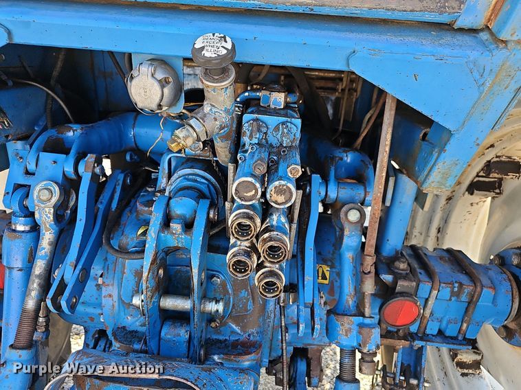image for item OG9485 1988 Ford 7810  MFWD tractor