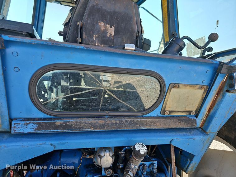 image for item OG9485 1988 Ford 7810  MFWD tractor