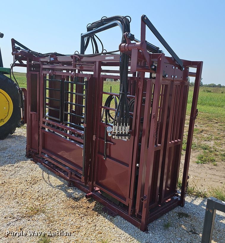 image for item OG9486 StockPro H2200  livestock chute