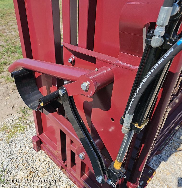 image for item OG9486 StockPro H2200  livestock chute