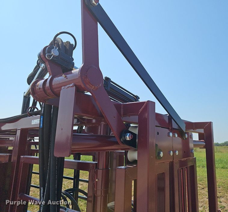 image for item OG9486 StockPro H2200  livestock chute