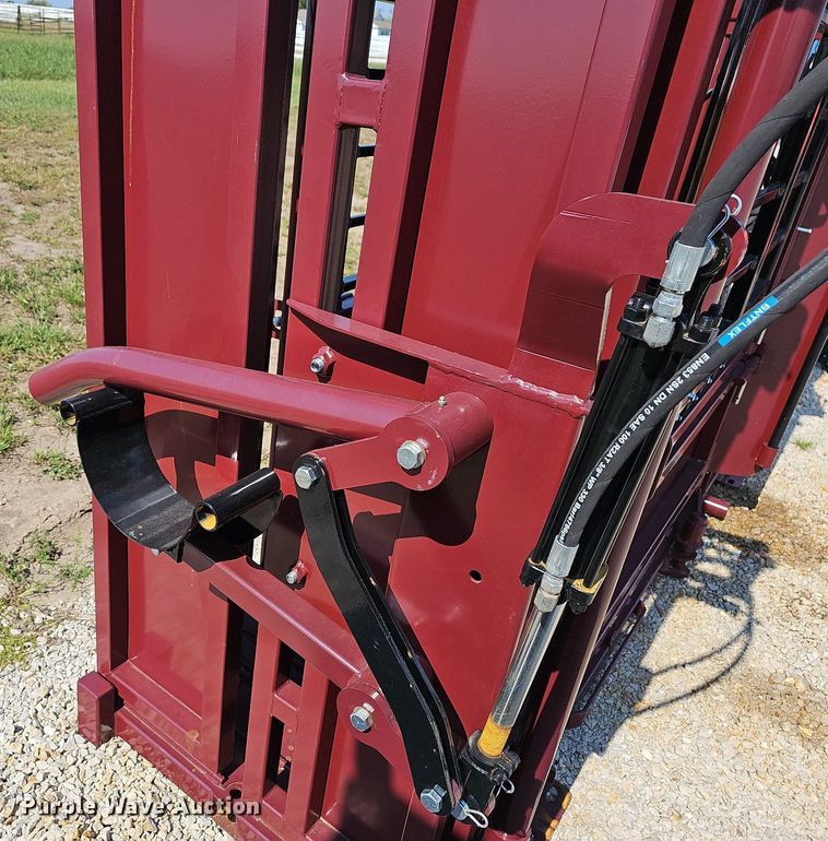 image for item OG9486 StockPro H2200  livestock chute