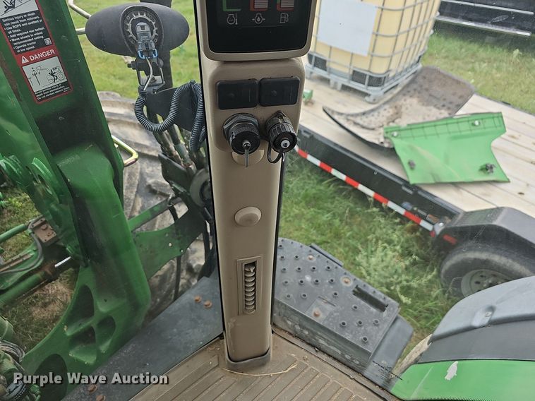 image for item OG9488 2013 John Deere 7200R  MWFD tractor