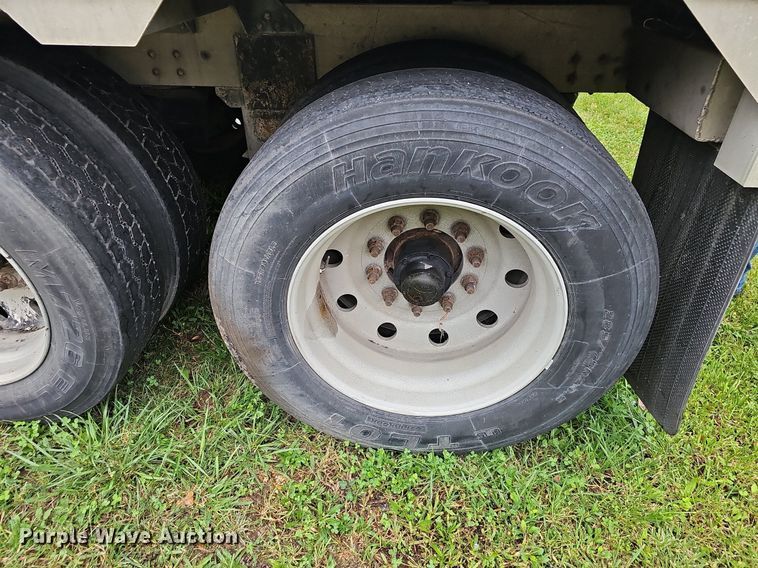 image for item OG9496 2005 Timpte Super Hopper  grain trailer