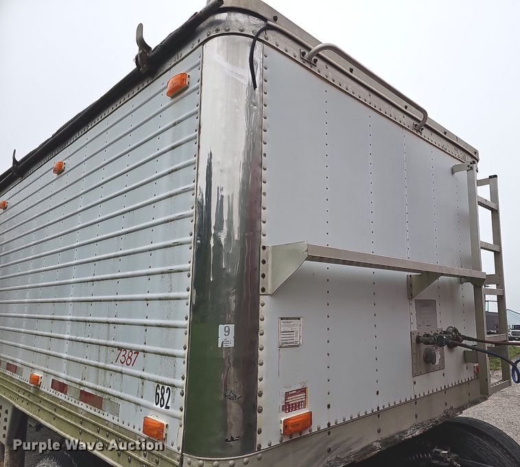 image for item OG9498 1994 Timpte Super Hopper  grain trailer