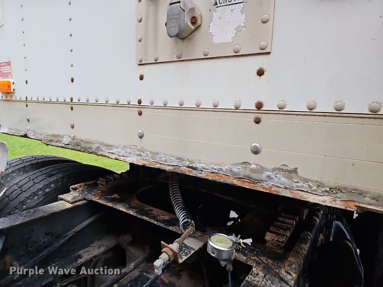 image for item OG9498 1994 Timpte Super Hopper  grain trailer