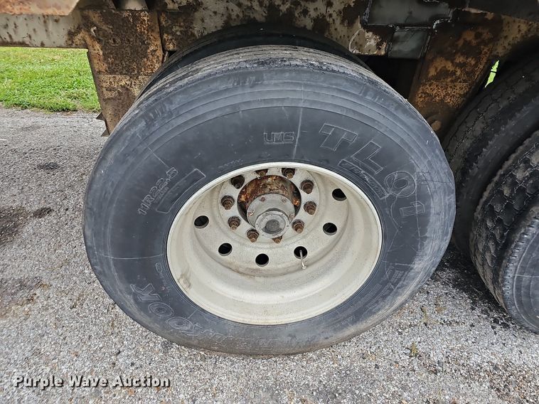 image for item OG9498 1994 Timpte Super Hopper  grain trailer