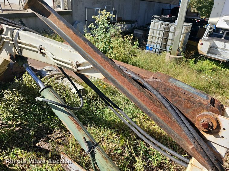 image for item OG9517 International  front loader