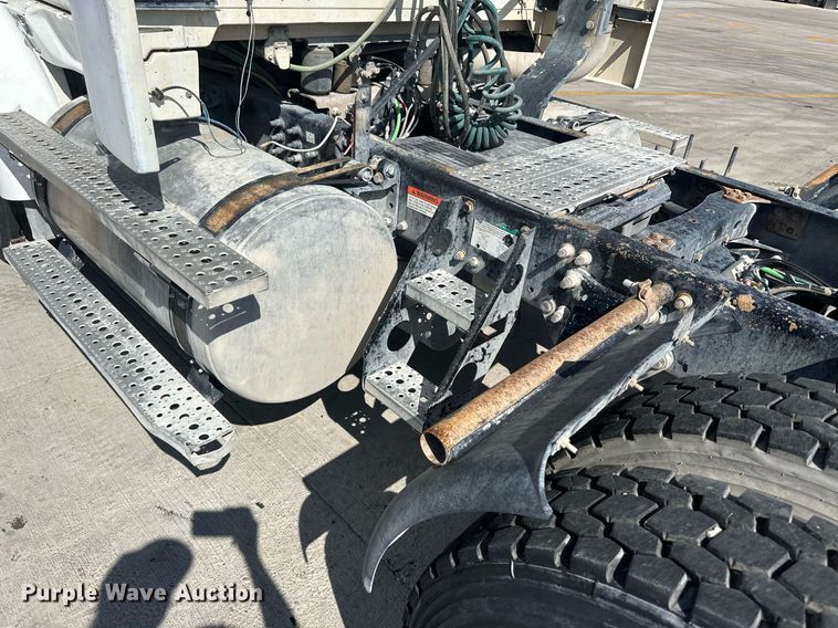 image for item DH1807 2007 Sterling AT9500  semi truck