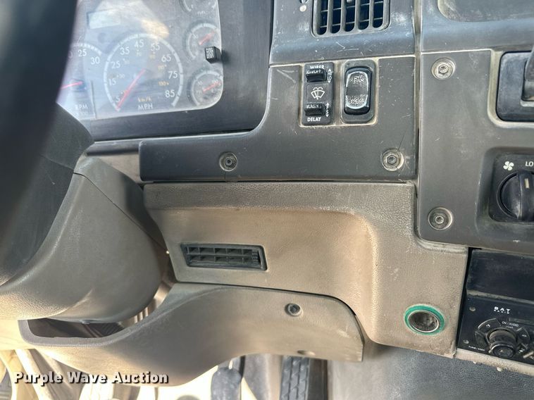 image for item DH1807 2007 Sterling AT9500  semi truck