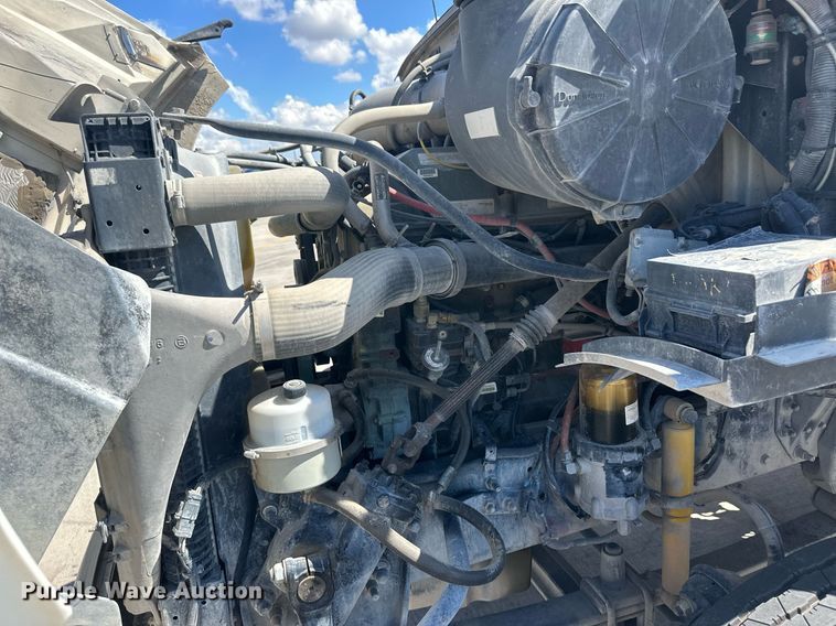 image for item DH1807 2007 Sterling AT9500  semi truck