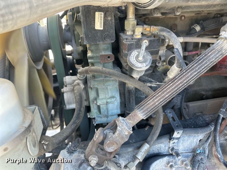 image for item DH1807 2007 Sterling AT9500  semi truck