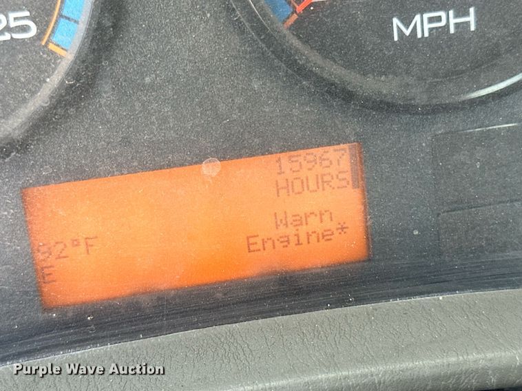 image for item DH1808 2011 International 8600  semi truck