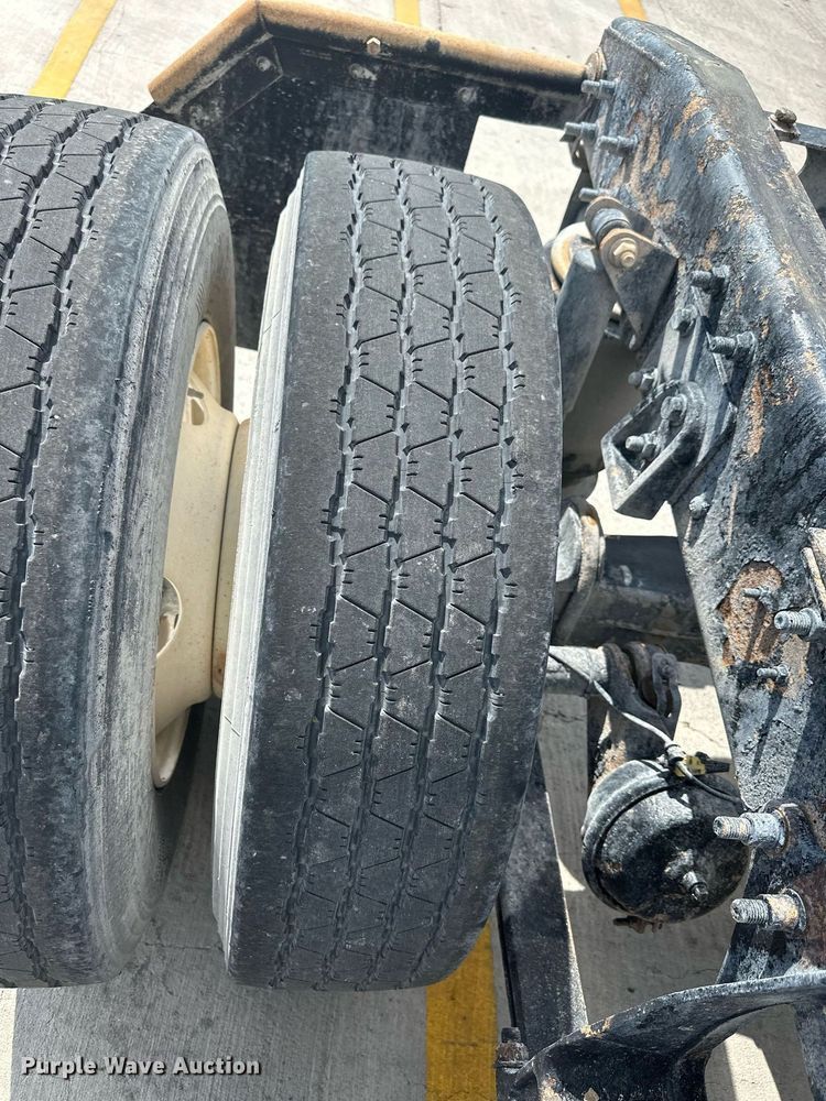 image for item DH1809 2006 International 8600  semi truck