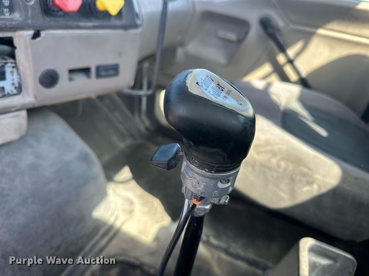 image for item DH1810 2007 Sterling AT9500  semi truck