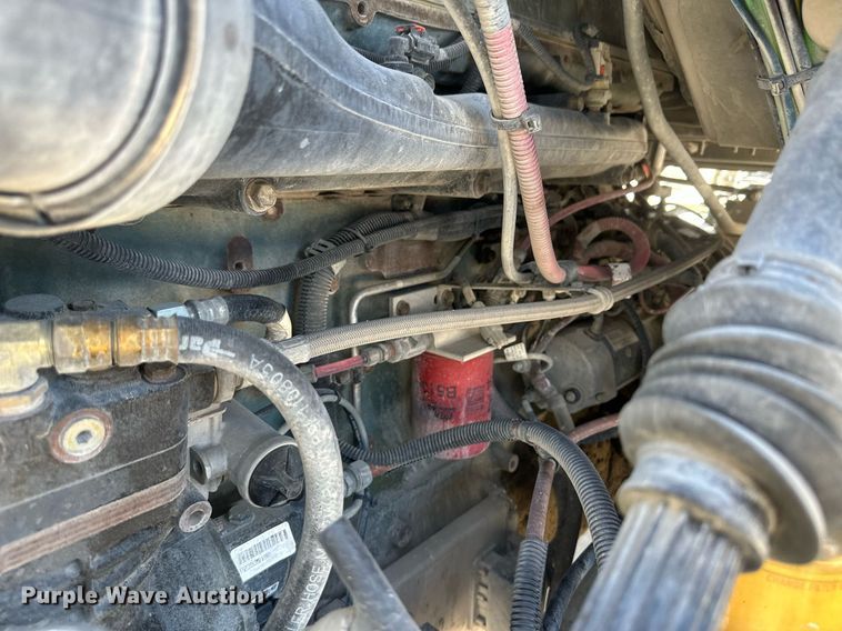 image for item DH1810 2007 Sterling AT9500  semi truck