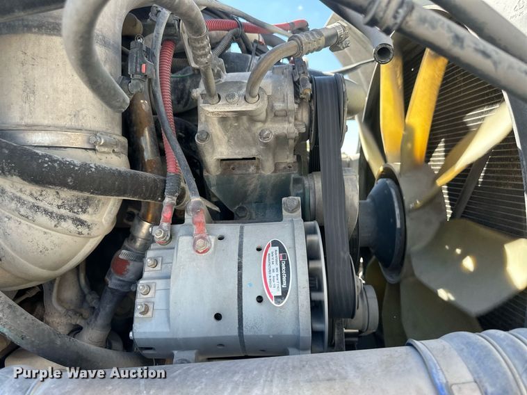 image for item DH1810 2007 Sterling AT9500  semi truck