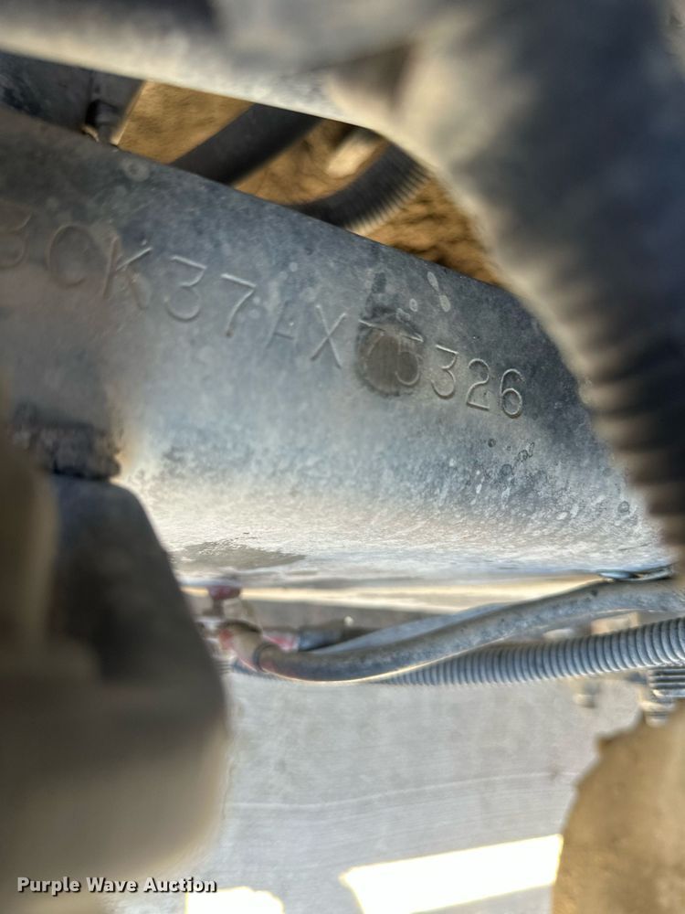 image for item DH1810 2007 Sterling AT9500  semi truck