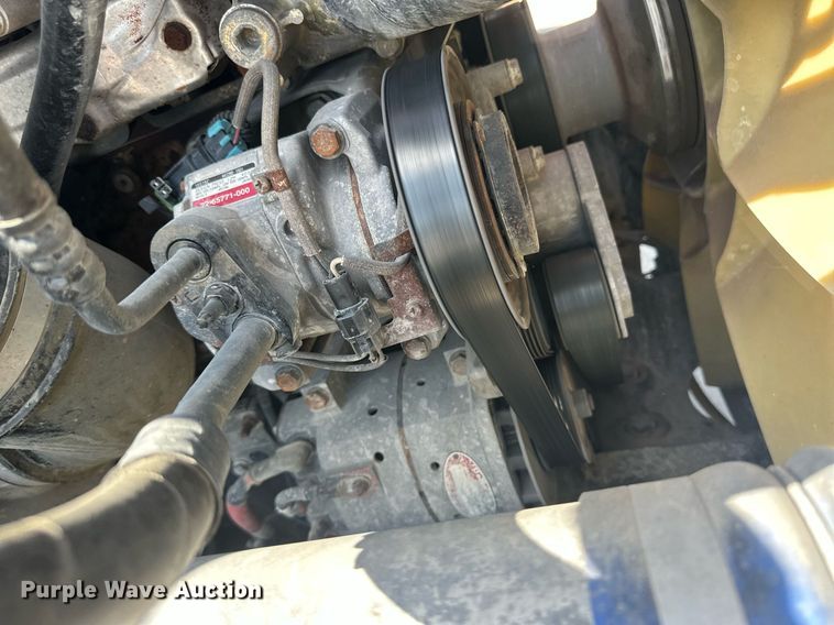 image for item DH1811 2012 Freightliner Cascadia  semi truck