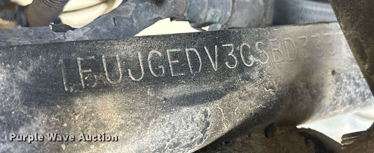 image for item DH1811 2012 Freightliner Cascadia  semi truck