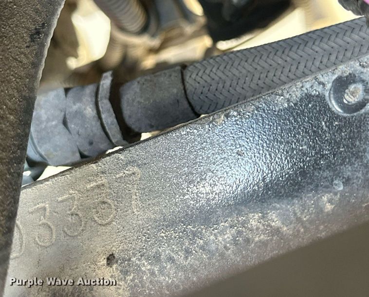 image for item DH1811 2012 Freightliner Cascadia  semi truck