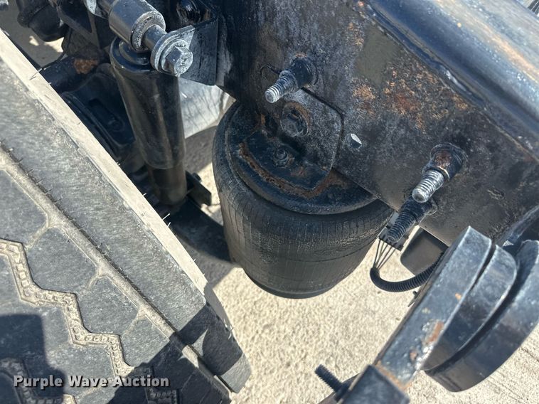 image for item DH1814 2011 International ProStar Premium  semi truck