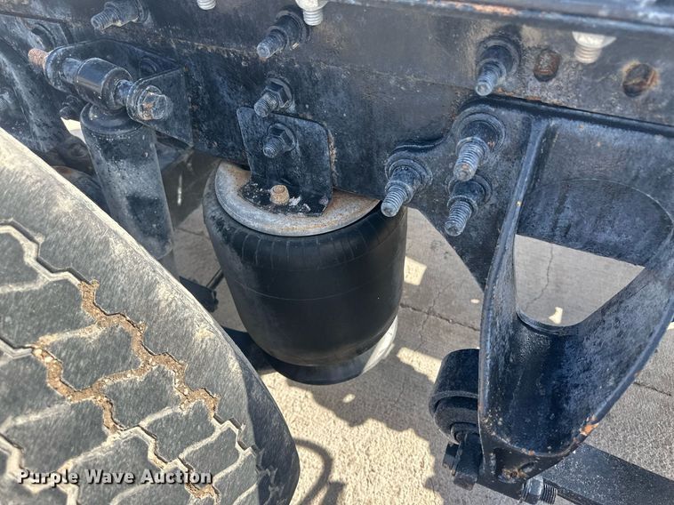 image for item DH1814 2011 International ProStar Premium  semi truck