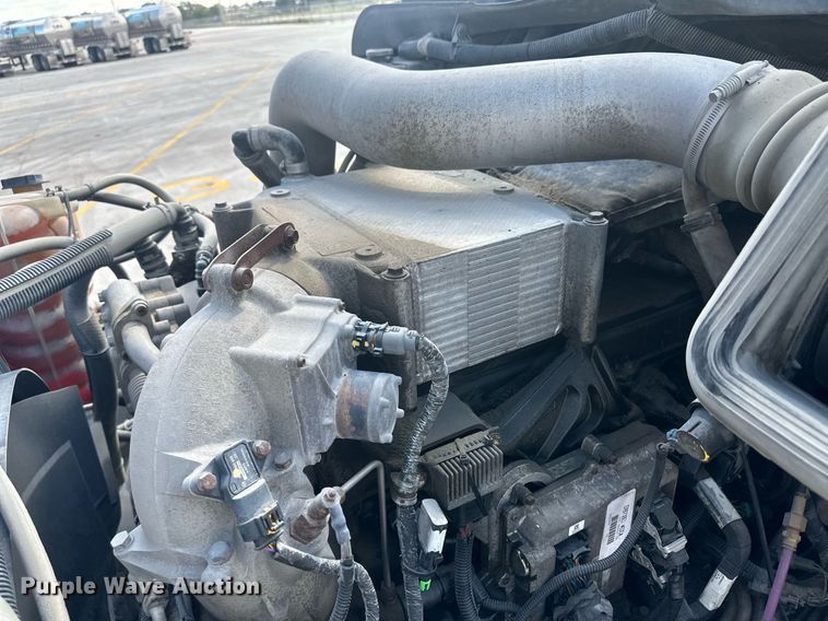 image for item DH1814 2011 International ProStar Premium  semi truck