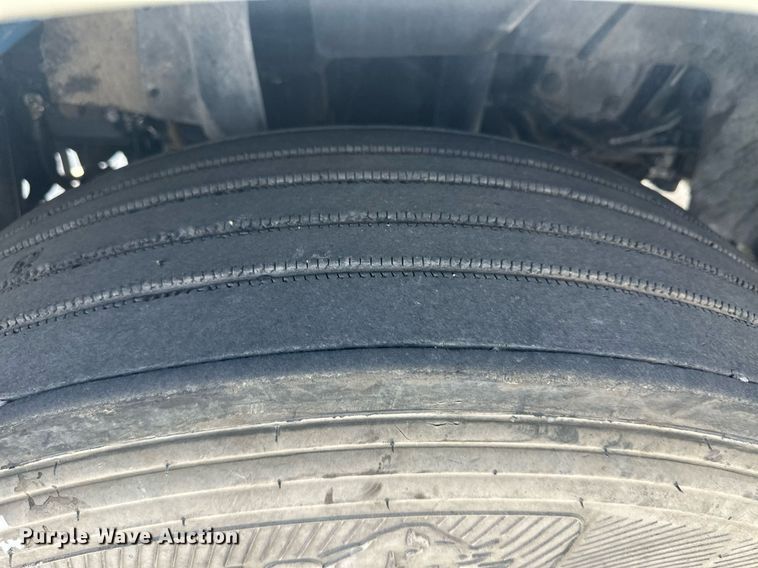 image for item DH1814 2011 International ProStar Premium  semi truck