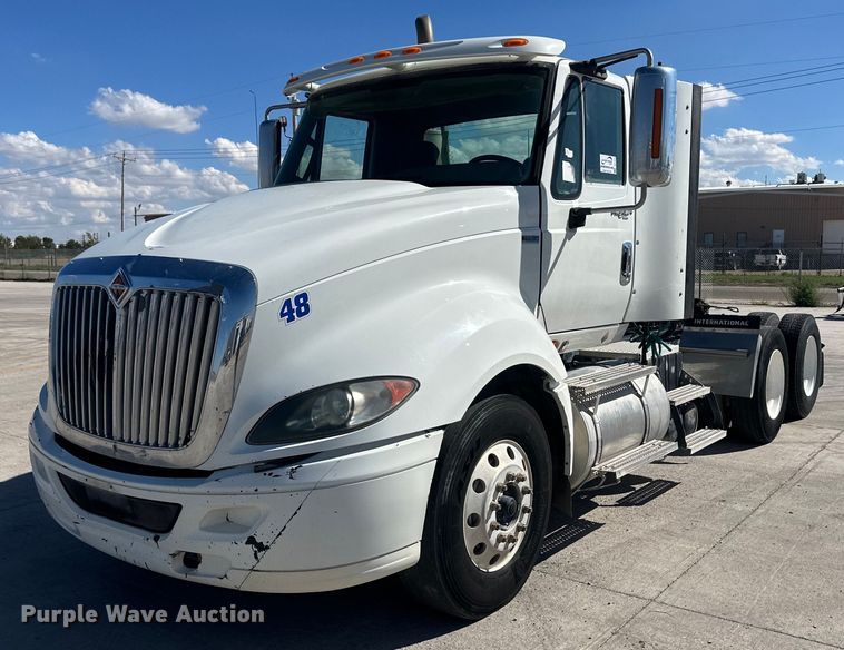 image for item DH1815 2012 International ProStar Plus  semi truck