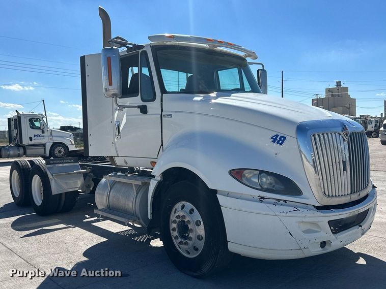 image for item DH1815 2012 International ProStar Plus  semi truck