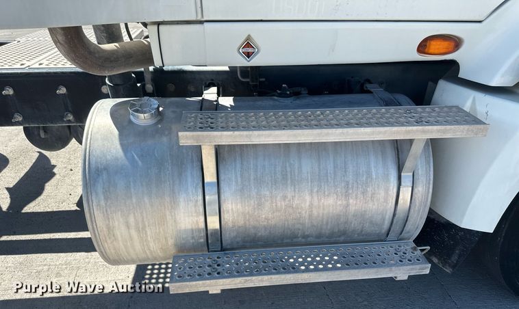 image for item DH1815 2012 International ProStar Plus  semi truck