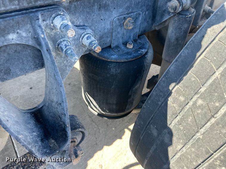 image for item DH1815 2012 International ProStar Plus  semi truck