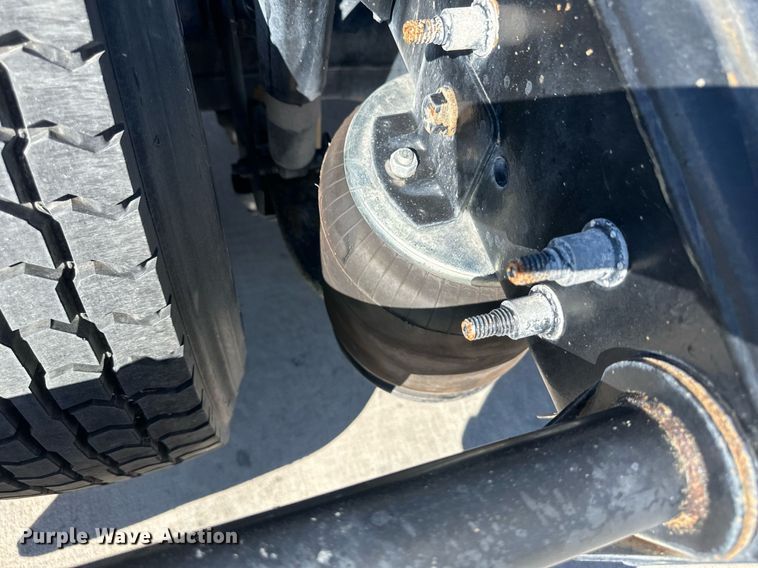 image for item DH1815 2012 International ProStar Plus  semi truck