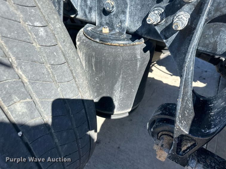 image for item DH1815 2012 International ProStar Plus  semi truck