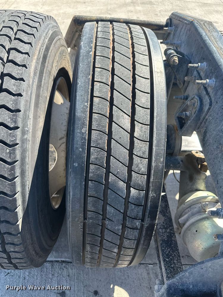 image for item DH1815 2012 International ProStar Plus  semi truck