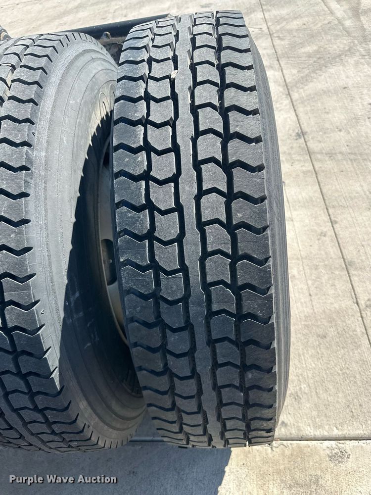 image for item DH1815 2012 International ProStar Plus  semi truck