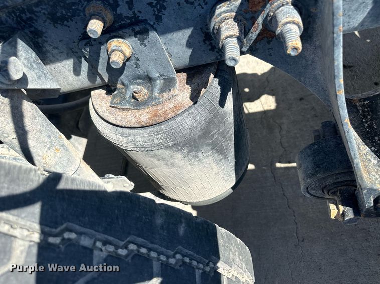 image for item DH1819 2011 International TranStar 8600  semi truck