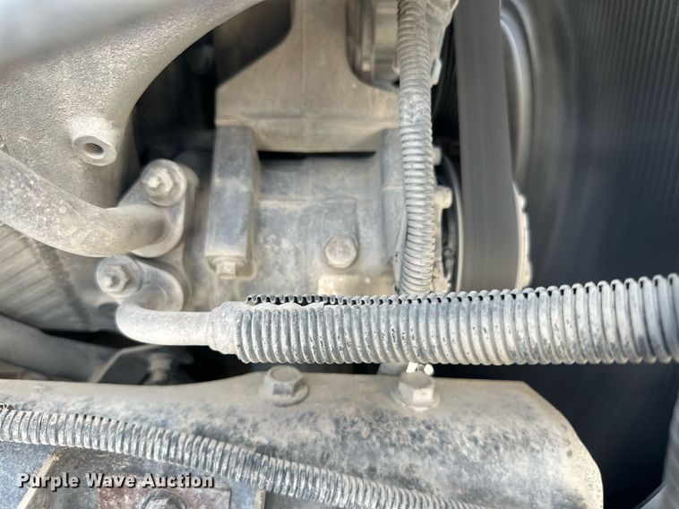 image for item DH1819 2011 International TranStar 8600  semi truck