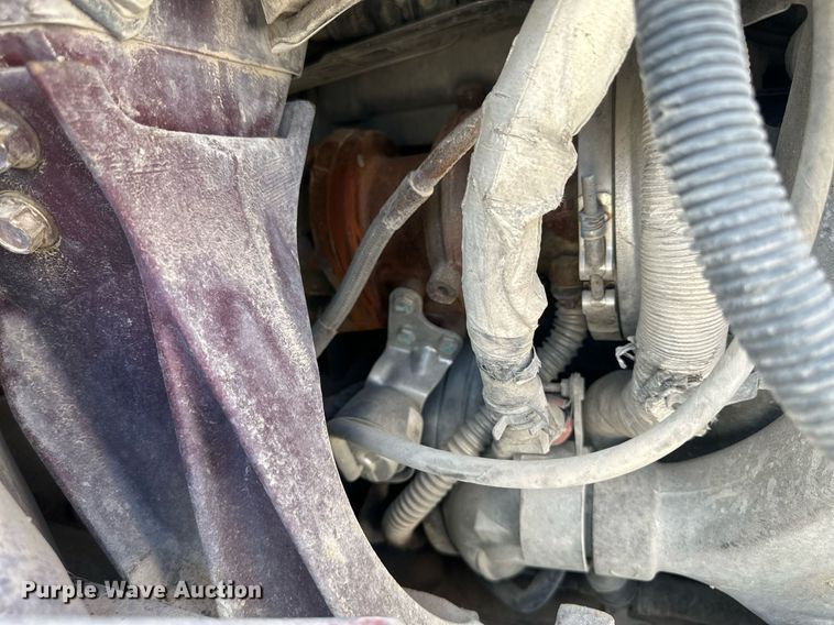 image for item DH1819 2011 International TranStar 8600  semi truck