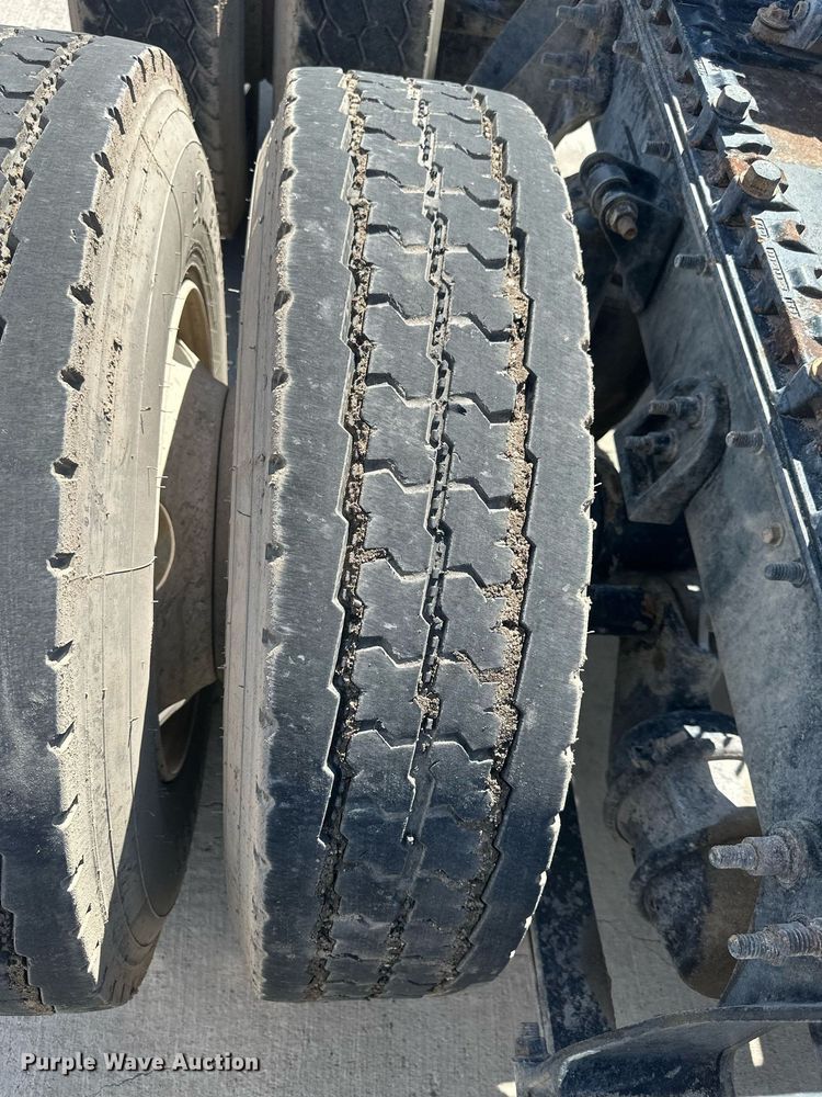 image for item DH1819 2011 International TranStar 8600  semi truck