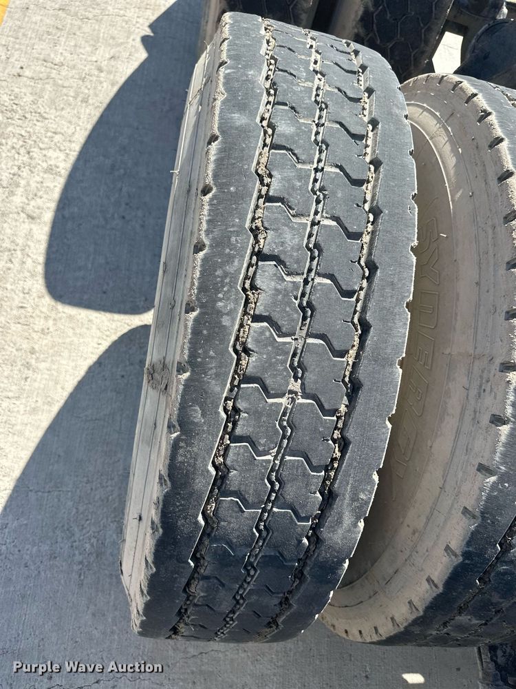 image for item DH1819 2011 International TranStar 8600  semi truck