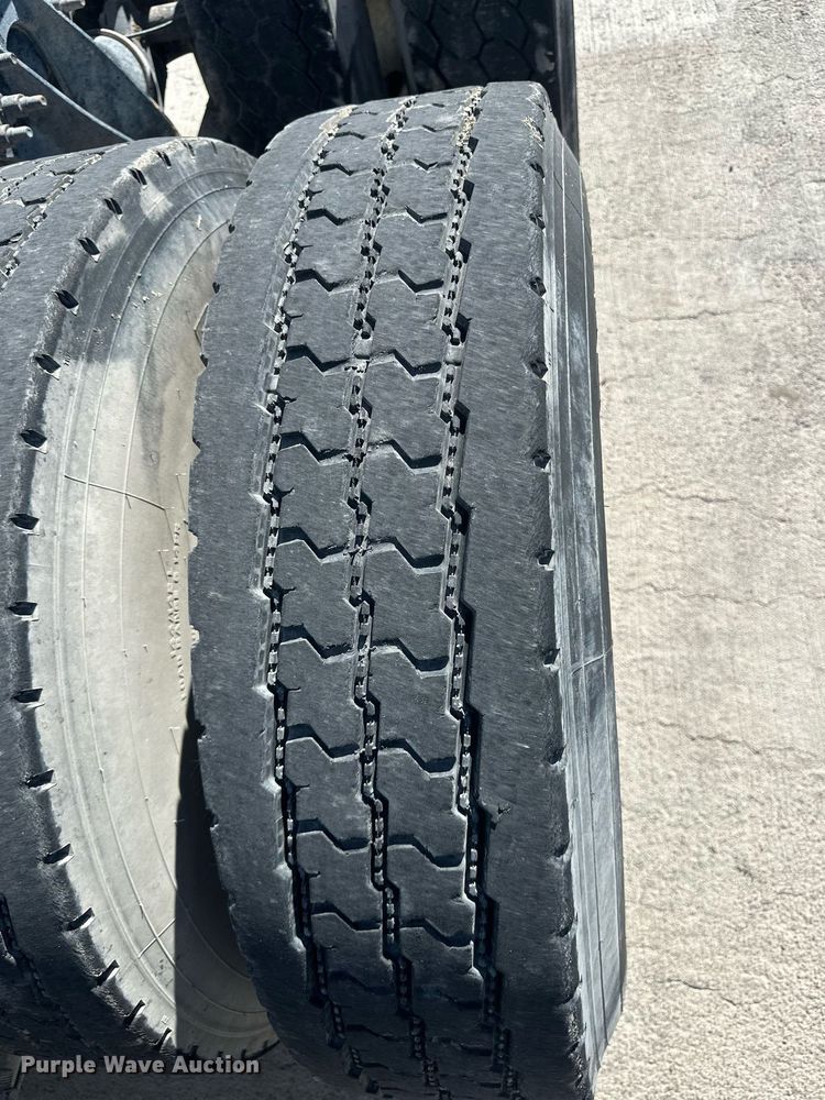 image for item DH1819 2011 International TranStar 8600  semi truck